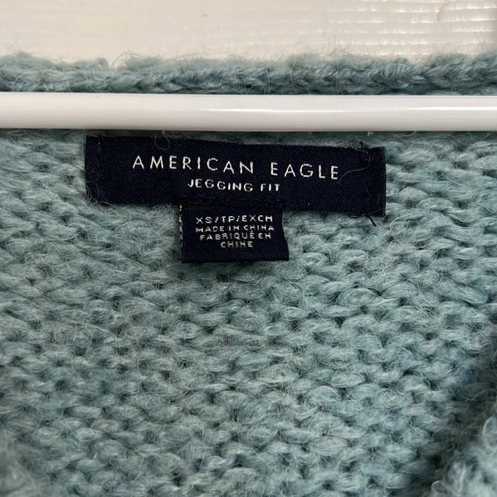 American Eagle Women’s  Soft Hooded Sweater Size X-Small Jegging Fit - Picture 2 of 6